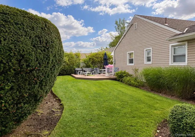 Photo 1 of Single family home for sale at 3473 S Hawthorne Dr, Hempstead, NY 11793 | MLS# 1056367 | Listing updated on 2026-09-30