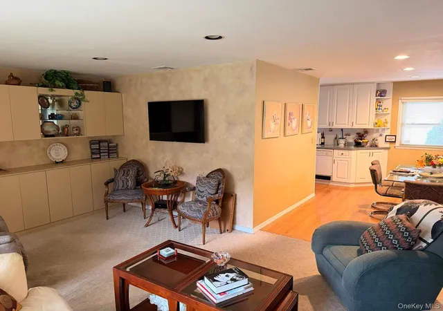 Photo 3 of Single family home for sale at 3473 S Hawthorne Dr, Hempstead, NY 11793 | MLS# 1056367 | Listing updated on 2026-09-30