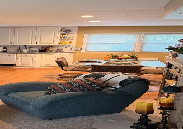 Photo 4 of Single family home for sale at 3473 S Hawthorne Dr, Hempstead, NY 11793 | MLS# 1056367 | Listing updated on 2026-09-30