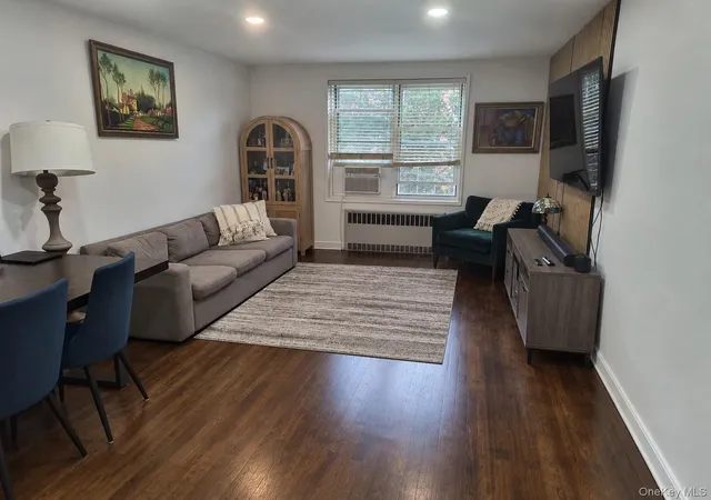 Photo 2 of House for sale at 1304 Midland Ave #B41, Yonkers, NY 10704 | MLS# 1056396 | Listing updated on 2026-10-14
