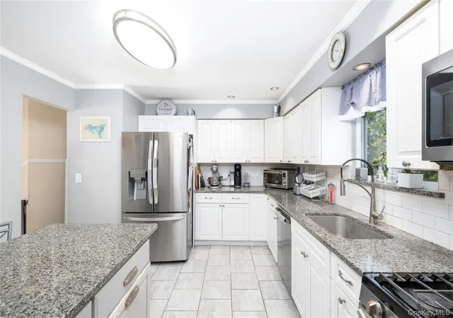 Photo 3 of Single family home for sale at 36 Baldwin Dr, Wappinger, NY 12590 | MLS# 1056398 | Listing updated on 2026-10-01