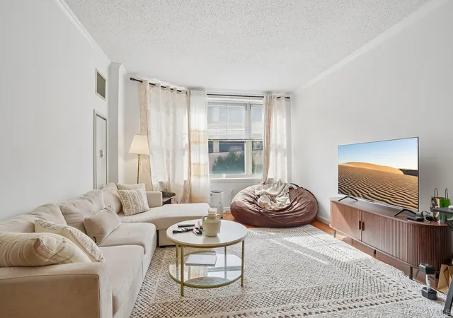 Photo 4 of Condo for sale at 300 Mamaroneck Ave #421, White Plains, NY 10605 | MLS# 1056406 | Listing updated on 2026-09-30