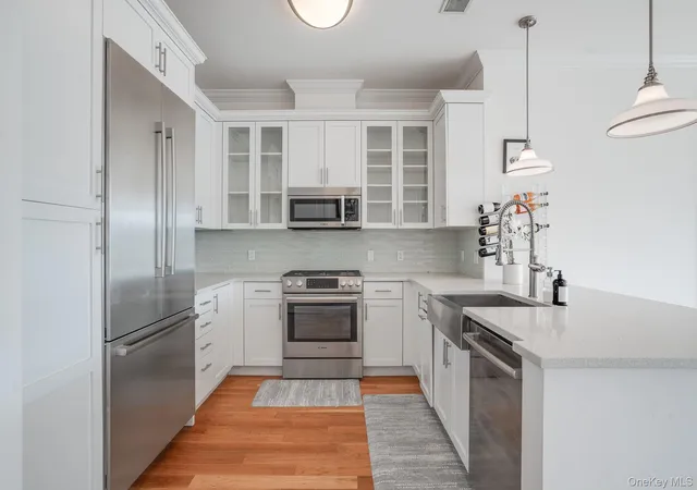 Listing Photo 5 - Condo for sale in building located at 11 River St, Mount Pleasant, NY 10591 - Unit #402