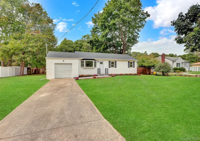 Photo 2 of Single family home for sale at 1119 Nugent Ave, Islip, NY 11706 | MLS# 1056436 | Listing updated on 2026-10-28