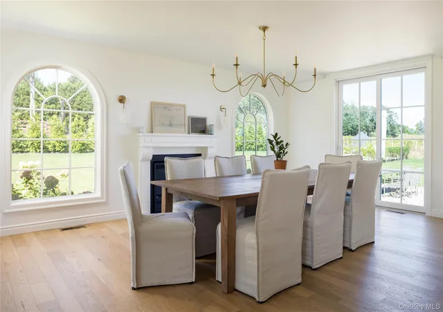 Photo 4 of Single family home for sale at 860 Hillcrest Dr, Southold, NY 11957 | MLS# 1056455 | Listing updated on 2026-10-07
