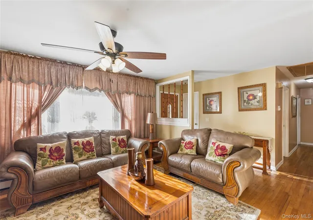 Photo 4 of Single family home for sale at 15 Pine Cone St, Brookhaven, NY 11953 | MLS# 1056461 | Listing updated on 2026-10-02