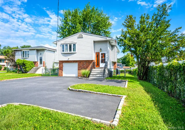 Single family home for sale at 263 Commack Rd, Deer Park, NY 11729 | MLS# 1056481
