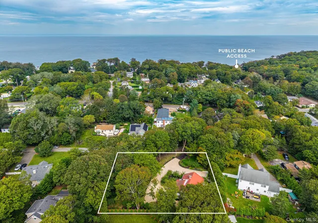 Photo 35 of Single family home for sale at 61 Hill St E, Riverhead, NY 11792 | MLS# 1056488 | Listing updated on 2026-10-09