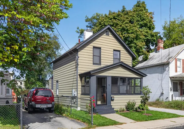 Photo 3 of Single family home for sale at 11 S Walnut St, Beacon, NY 12508 | MLS# 1056490 | Listing updated on 2026-10-06
