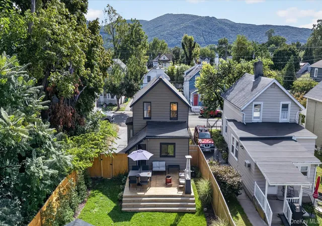 Photo 3 of Single family home for sale at 11 S Walnut St, Beacon, NY 12508 | MLS# 1056490 | Listing updated on 2026-10-06