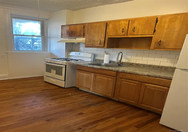 Photo 2 of Multi family home for sale at 15 City Ter, Newburgh (city), NY 12550 | MLS# 1056493 | Listing updated on 2026-10-05