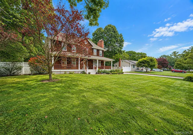 Photo 2 of Single family home for sale at 17 Mayfield Dr, Brookhaven, NY 11951 | MLS# 1056496 | Listing updated on 2026-10-06