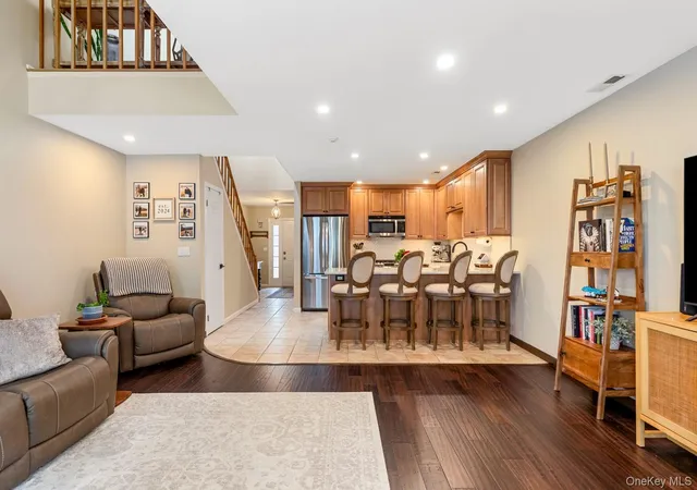 Photo 3 of Condo for sale at 75 Fox Ct, Brookhaven, NY 11949 | MLS# 1056502 | Listing updated on 2026-10-03