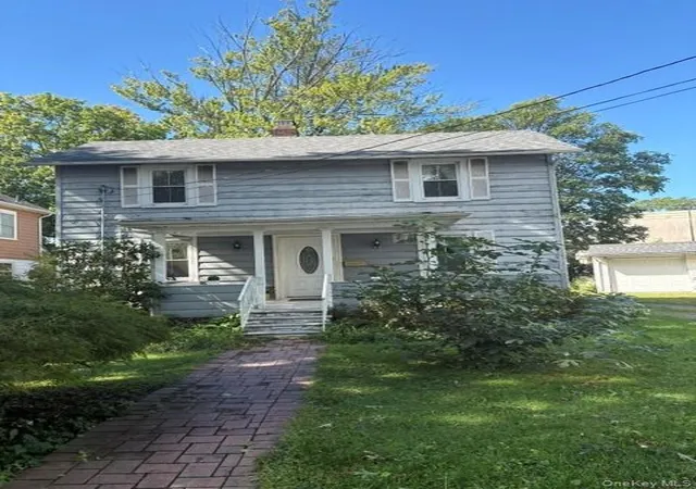 Single family home for sale at 12 W End Ave, North Hempstead, NY 11023 | MLS# 1056505
