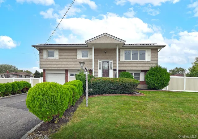 Single family home for sale at 105 N Lewis Ave, Babylon, NY 11757 | MLS# 1056554