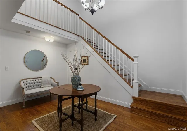 Photo 3 of Single family home for sale at 15 Guilford Cir, Lewisboro, NY 10526 | MLS# 1056582 | Listing updated on 2026-10-07