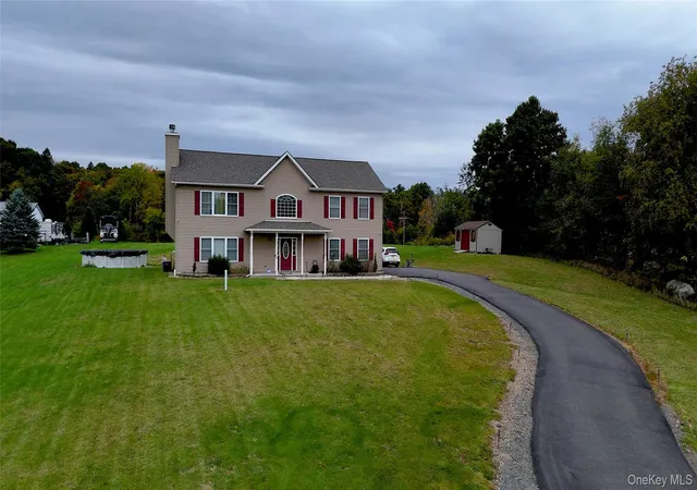 Photo 2 of Single family home for sale at 6 Beverly Rd, Middletown, NY 10940 | MLS# 1056583 | Listing updated on 2026-10-09