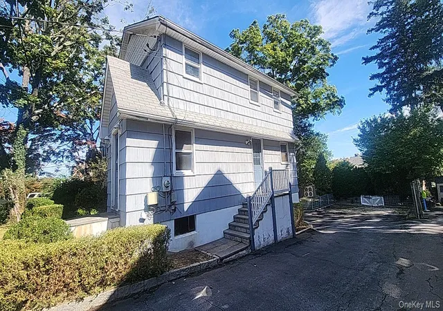 Photo 3 of Single family home for sale at 10 Shelley Ave, Mount Pleasant, NY 10595 | MLS# 1056626 | Listing updated on 2026-10-01