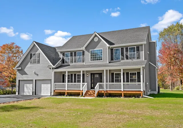 Photo 3 of Single family home for sale at 20 Valley View Ct, Montgomery, NY 12586 | MLS# 1056652 | Listing updated on 2026-10-09