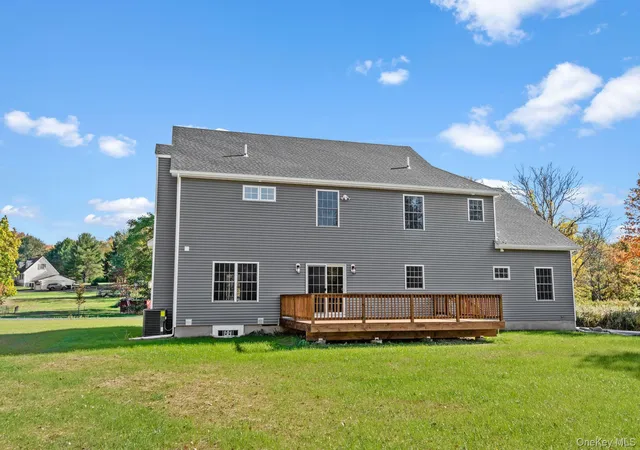 Photo 4 of Single family home for sale at 20 Valley View Ct, Montgomery, NY 12586 | MLS# 1056652 | Listing updated on 2026-10-09
