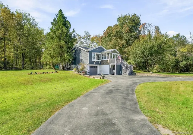 Photo 3 of Single family home for sale at 311 Howells Rd, Middletown, NY 10940 | MLS# 1056653 | Listing updated on 2026-10-26