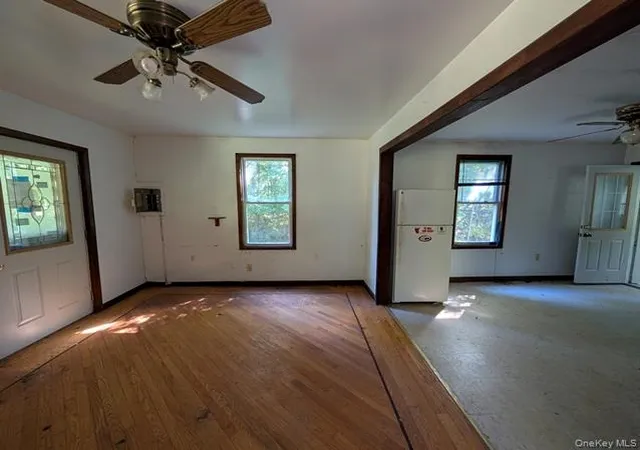 Photo 3 of Single family home for sale at 27 Poplar Rd, Mount Hope, NY 10963 | MLS# 1056681 | Listing updated on 2026-10-01