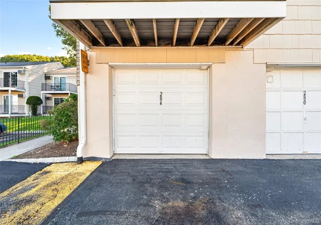 Photo 2 of Condo for sale at 284 Parkside Dr, Ramapo, NY 10901 | MLS# 1056686 | Listing updated on 2026-10-08
