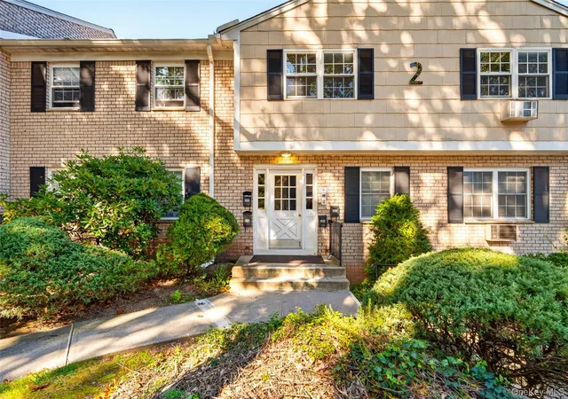 Photo 3 of Condo for sale at 284 Parkside Dr, Ramapo, NY 10901 | MLS# 1056686 | Listing updated on 2026-10-08