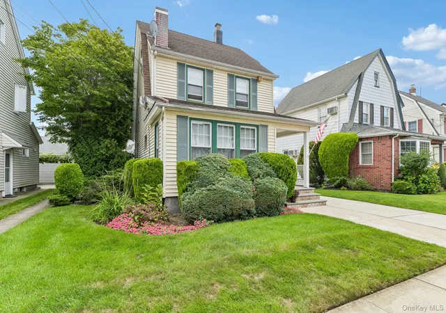 Photo 2 of Single family home for sale at 27 Juniper Ave, North Hempstead, NY 11501 | MLS# 1056706 | Listing updated on 2026-10-07
