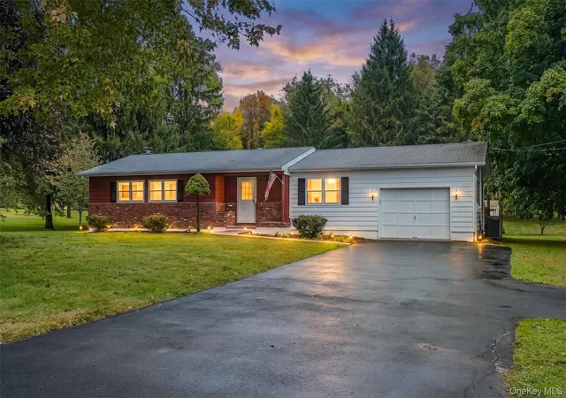 Photo 1 of Single family home for sale at 160 County Route 1, Warwick (town), NY 10990 | MLS# 1056726 | Listing updated on 2026-10-06