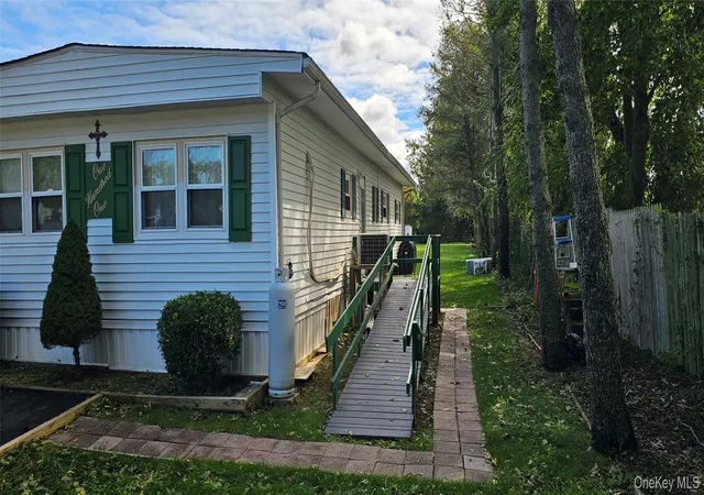 Photo 2 of Manufactured home for sale at 703 Fresh Pond Ave #101, Riverhead, NY 11933 | MLS# 1056747 | Listing updated on 2026-09-30