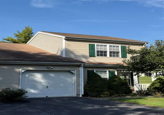 Photo 1 of Condo for sale at 11 Rambling Brk, Poughkeepsie (town), NY 12601 | MLS# 1056758 | Listing updated on 2026-10-08