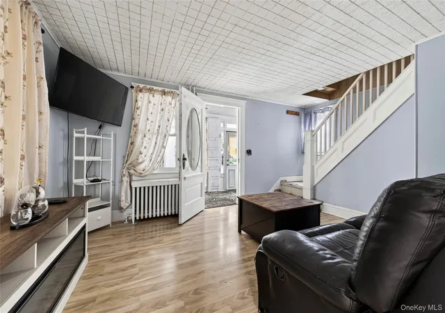 Photo 4 of Single family home for sale at 8 Juliet St, Islip, NY 11706 | MLS# 1056774 | Listing updated on 2026-10-02
