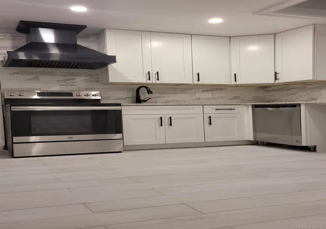 Photo 2 of Single family home for sale at 28 Marksman Ln, Hempstead, NY 11756 | MLS# 1056788 | Listing updated on 2026-10-07