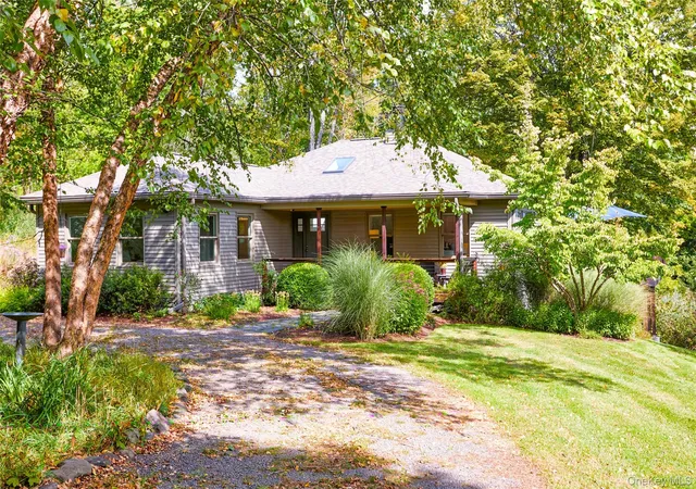 Photo 1 of Single family home for sale at 31 Kapetanakis Ln, Marbletown, NY 12484 | MLS# 1056799 | Listing updated on 2026-10-08