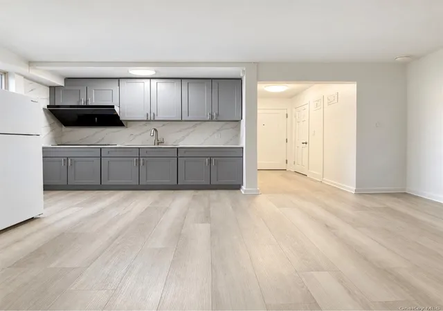 Photo 3 of House for sale at 14444 41 Avenue #F, New York, NY 11355 | MLS# 1056803 | Listing updated on 2026-09-30