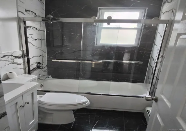 Photo 2 of Single family home for sale at 11281 Bedell St, New York, NY 11433 | MLS# 1056805 | Listing updated on 2026-09-30