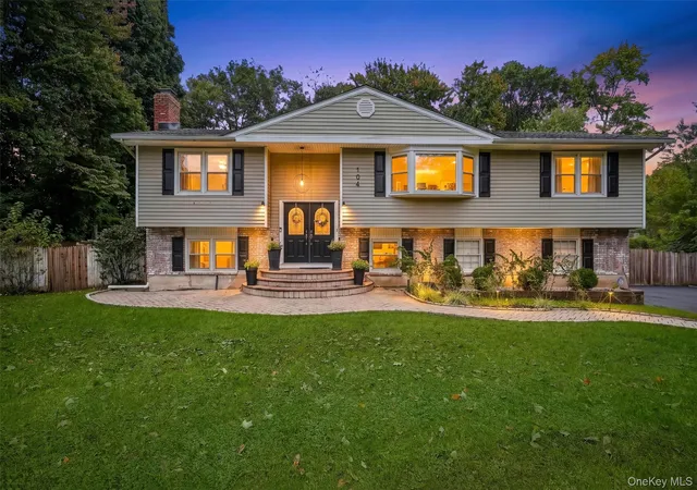 Photo 1 of Single family home for sale at 104 S Airmont Rd, Ramapo, NY 10901 | MLS# 1056813 | Listing updated on 2026-10-08