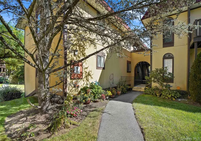 Condo for sale at 7 Granada Crescent #2, White Plains, NY 10603 | MLS# 1056814