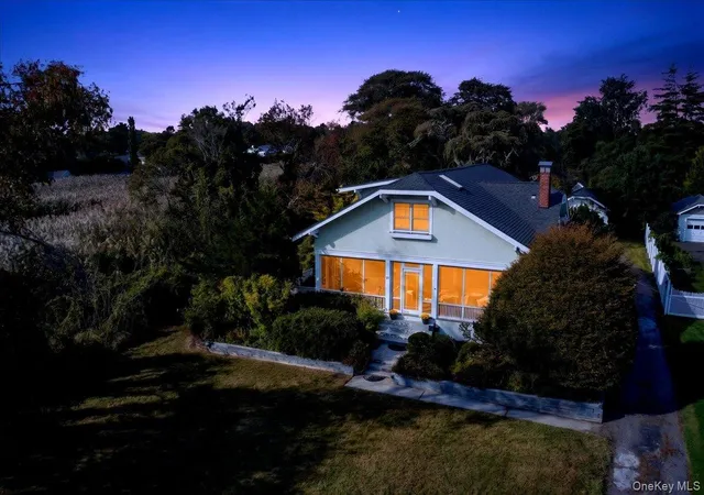 Photo 1 of Single family home for sale at 81 Oak Rd, Islip, NY 11705 | MLS# 1056821 | Listing updated on 2026-10-04