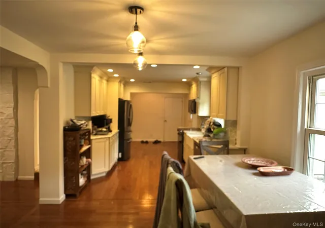 Photo 3 of Single family home for sale at 1385 Gardiner Dr, Islip, NY 11706 | MLS# 1056834 | Listing updated on 2026-10-01