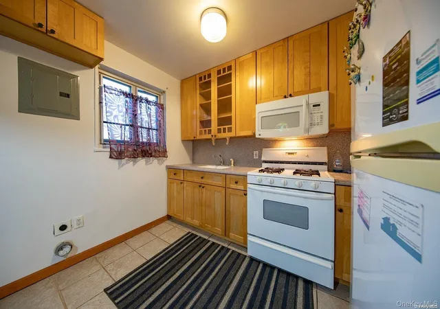 Photo 3 of House for sale at 86-69 Springfield Blvd #14-13, New York, NY 11427 | MLS# 1056841 | Listing updated on 2026-10-01