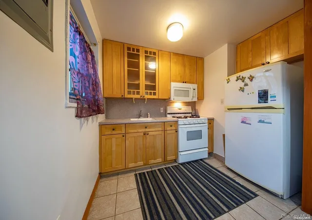 Photo 4 of House for sale at 86-69 Springfield Blvd #14-13, New York, NY 11427 | MLS# 1056841 | Listing updated on 2026-10-01