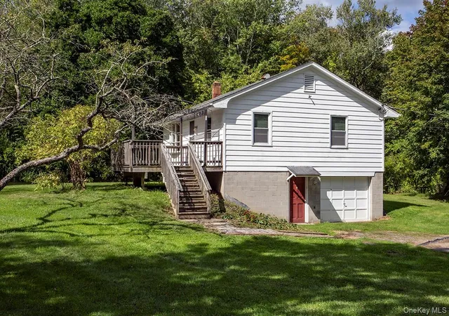Photo 1 of Single family home for sale at 401 W Dover Rd, Pawling, NY 12564 | MLS# 1056846 | Listing updated on 2026-10-04