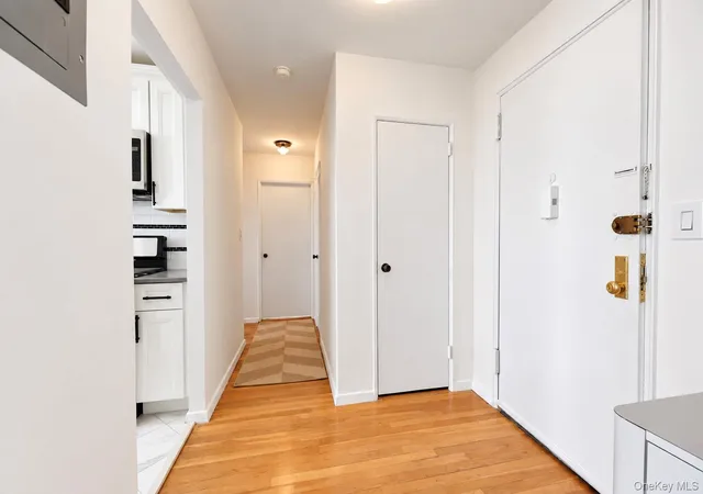 Photo 4 of House for sale at 245 Rumsey Rd #8R, Yonkers, NY 10701 | MLS# 1056854 | Listing updated on 2026-10-07