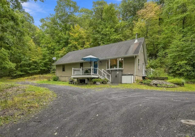 Photo 1 of Single family home for sale at 225 Hull Ave, Plattekill, NY 12515 | MLS# 1056876 | Listing updated on 2026-10-06