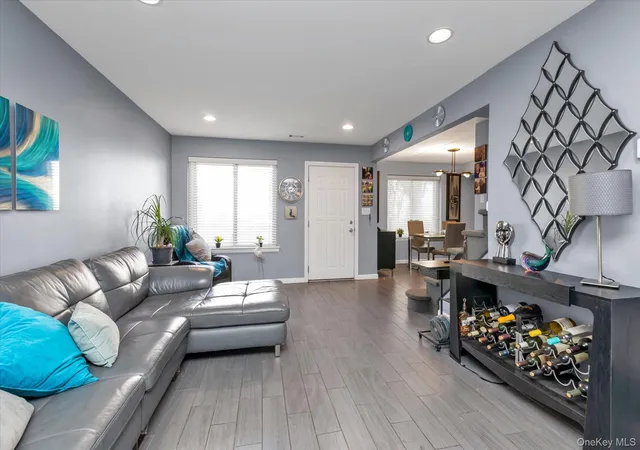 Photo 4 of Condo for sale at 82 Alhambra Dr, Hempstead, NY 11572 | MLS# 1056880 | Listing updated on 2026-10-07