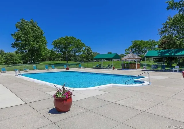 Photo 33 of Condo for sale at 735 Spring Lake Dr, Brookhaven, NY 11953 | MLS# 1056881 | Listing updated on 2026-10-20