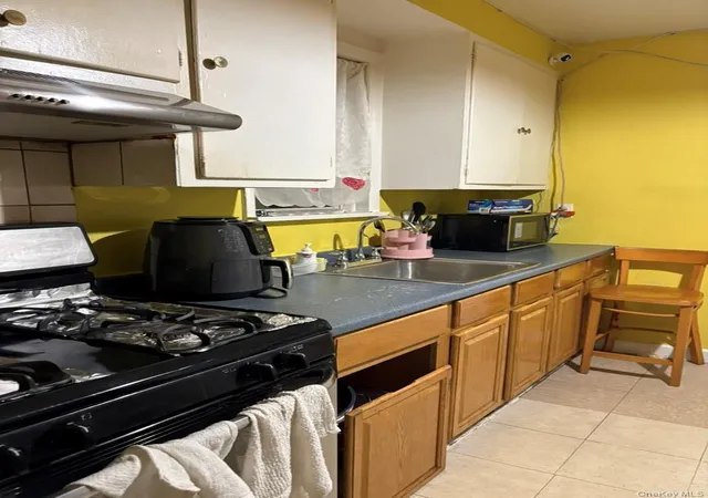 Listing Photo 5 - Condo for sale in building located at 17 3rd St, New Rochelle, NY 10801