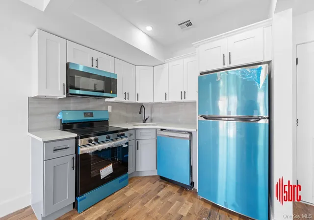 Photo 2 of House for sale at 1116 Blake Ave, New York, NY 11208 | MLS# 1056901 | Listing updated on 2026-10-01
